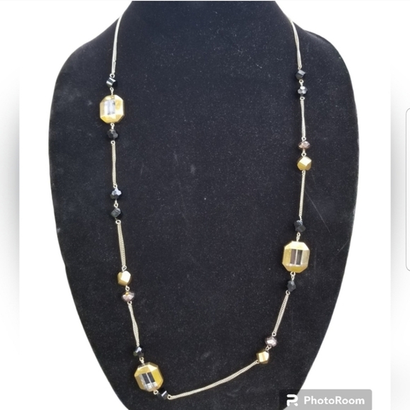 VINTAGE GOLDTONED & GLASS BEAD CHAIN NECKLACE - Picture 2 of 6